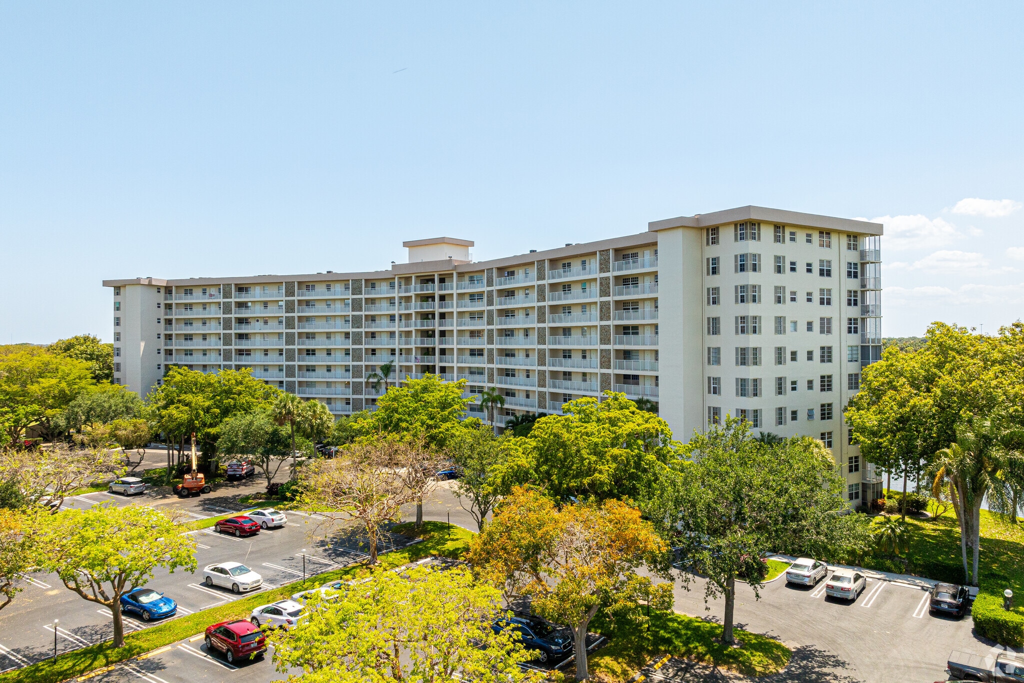 Condo One Hundred Fourteen