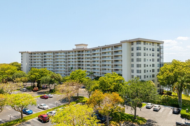 Condo One Hundred Fourteen