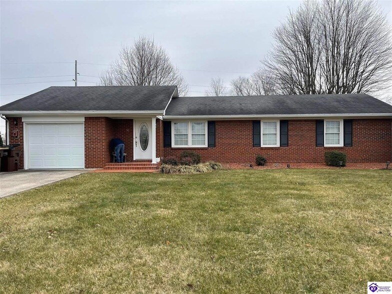 51 Circle Crest House Rental in Hodgenville, KY