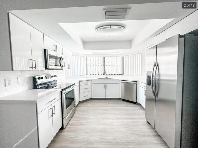 Foto del edificio - 3048 NW 27th Terrace