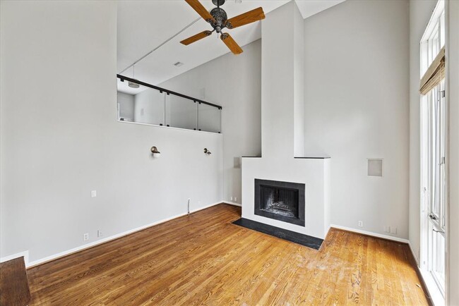 Building Photo - 1393 Arlington St