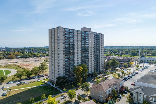 Building Photo - Brock Tower