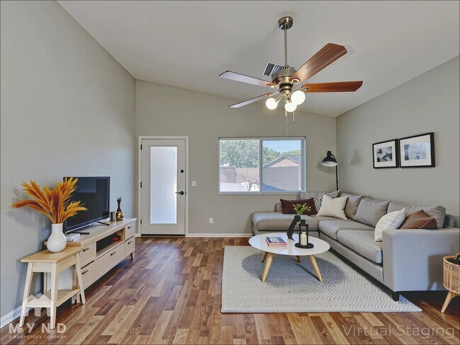 Foto del edificio - 40768 W Sanders Way