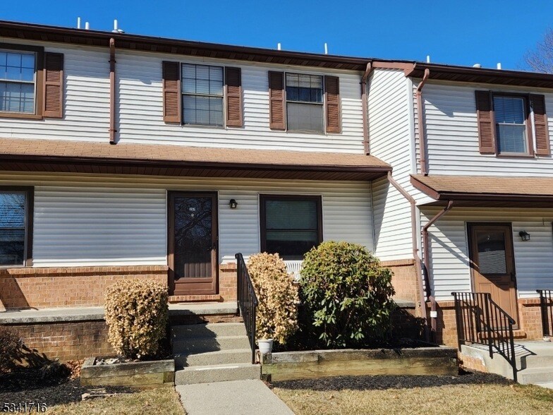 Foto principal - 267 Riva Dr