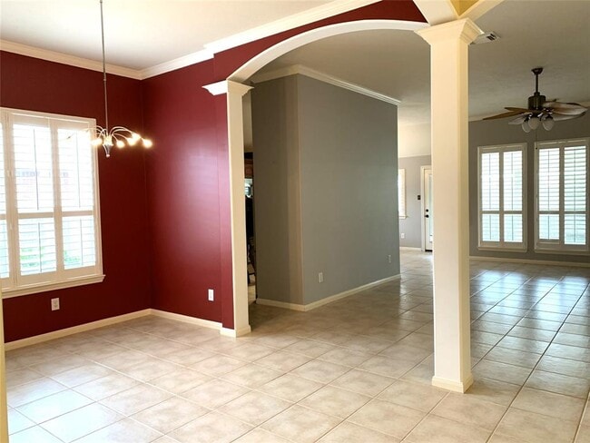 Building Photo - 8214 Malin Ct