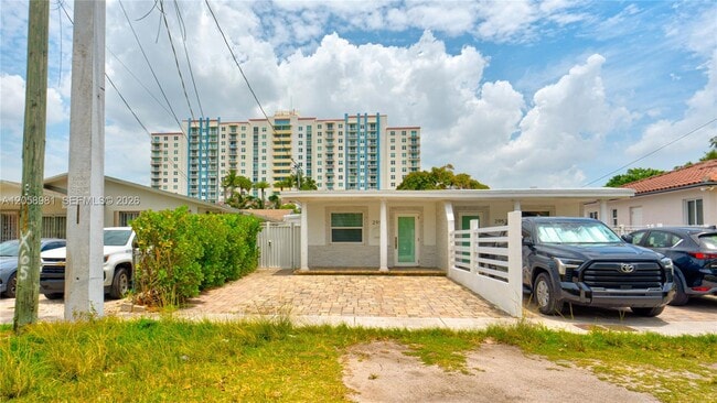 Building Photo - 2953 SW 23rd St