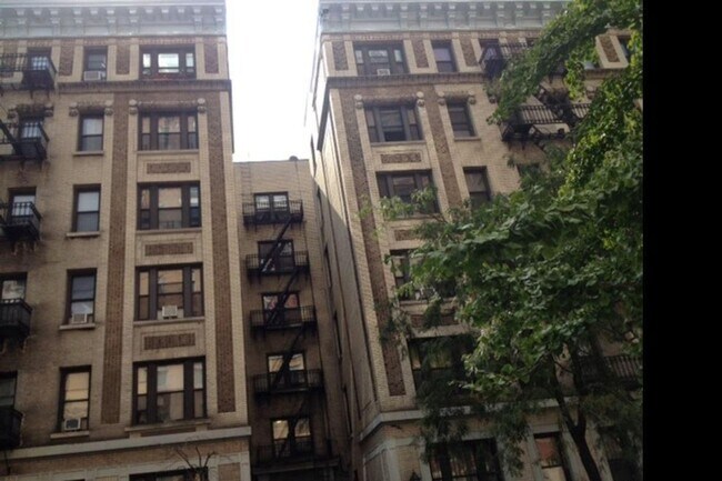 Building Photo - 414 W 121st St