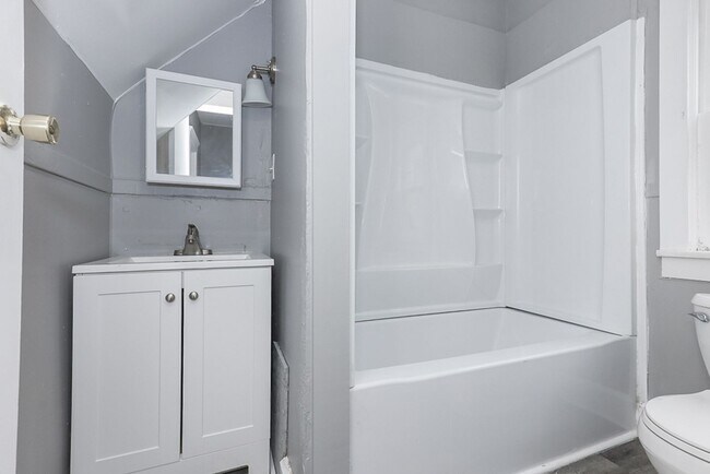 Foto del edificio - 2307 Garden Ave