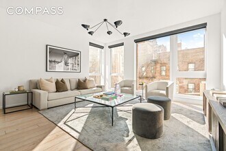 Building Photo - 150 E 23rd St