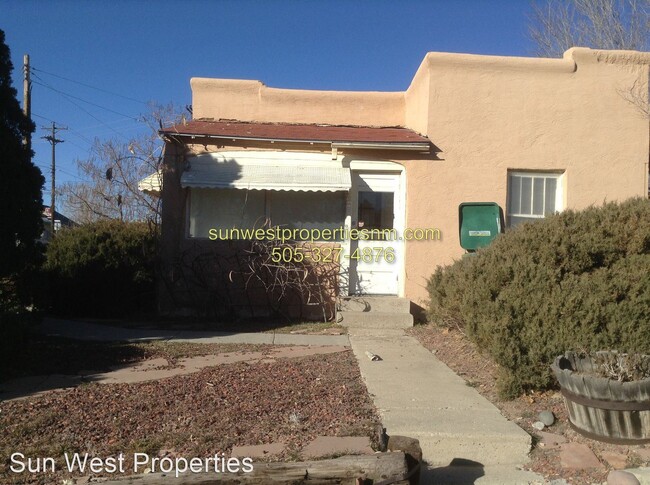Foto del edificio - 2 br, 1 bath House - 300 W. Apache