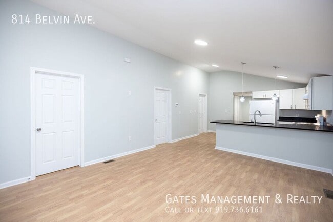 Building Photo - 814 Belvin Ave