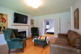 Building Photo - 50 Farnum Rd