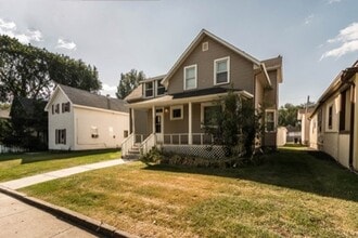 Building Photo - Faul 4-Plex