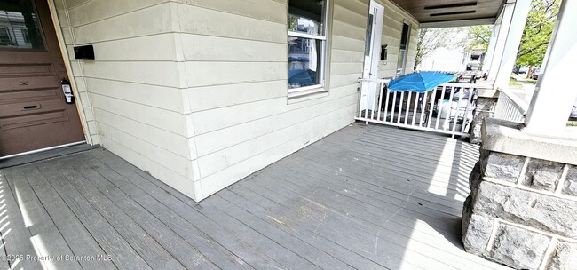 Building Photo - 304 Pittston Ave