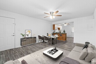 Building Photo - Lakeview Garden Apartments