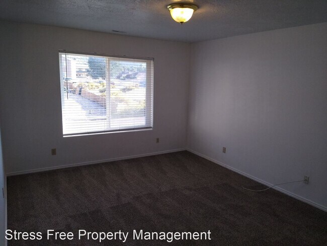 Building Photo - 2 br, 1 bath House - 129 West Sunset Drive