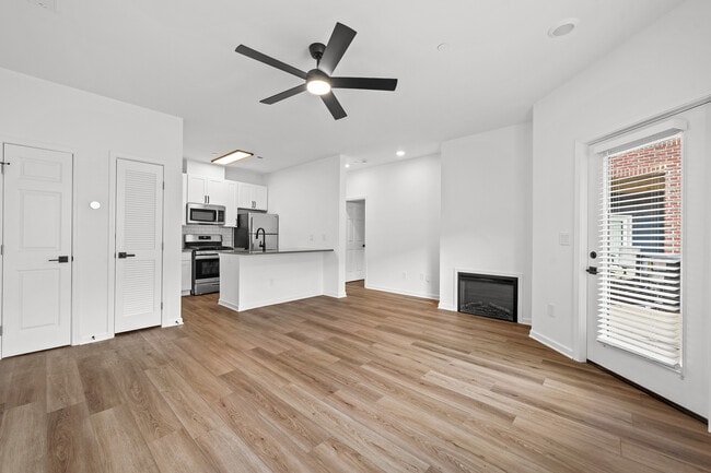 Building Photo - Avana Lexington