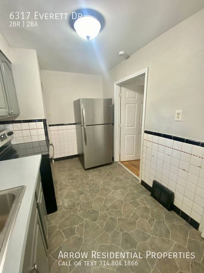 Foto del edificio - 6317 Everett Dr. | $900 | 2  Bedroom , 1.5...