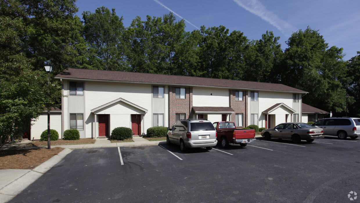 Primary Photo - Countryside Townhouses