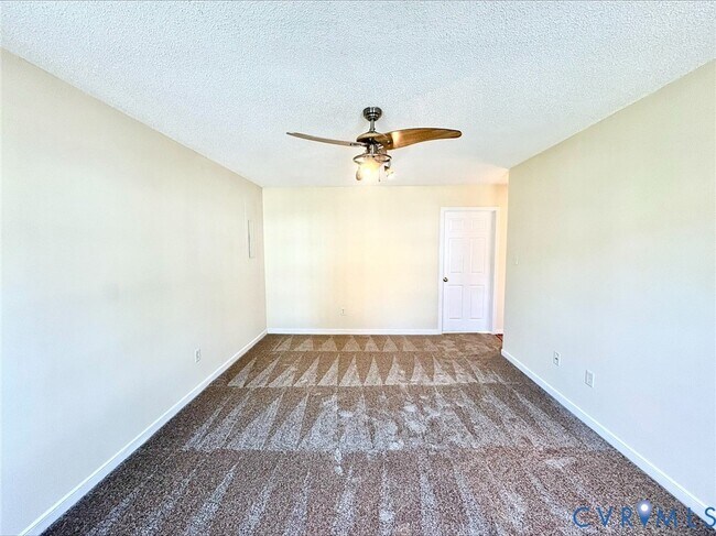 Building Photo - 6207 Beaufont Hills Ct