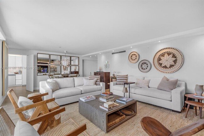 Building Photo - 609 Ocean Dr