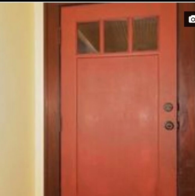 Foto del edificio - 1840 W Maryland St