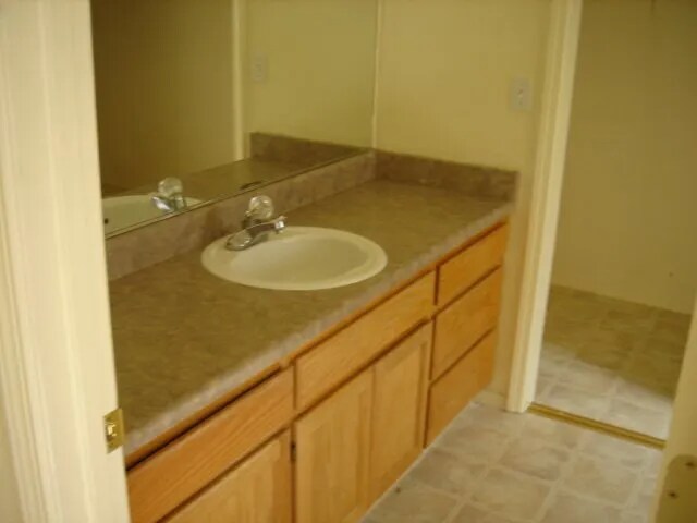 Foto del edificio - 8137 Quartz Ln