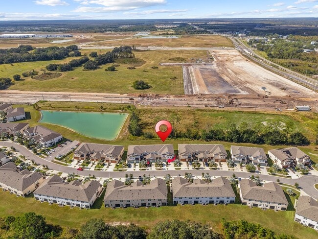 Foto del edificio - Mirada Townhouse Rental