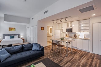 Building Photo - 9-JAN-JAN E 4th St