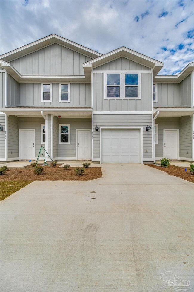 Building Photo - 1512 Farragut Way