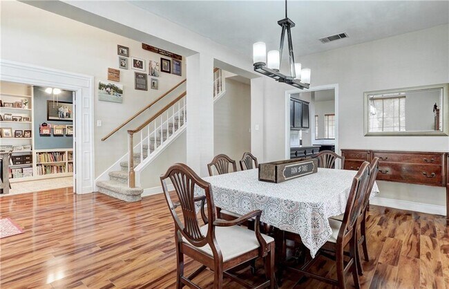 Building Photo - 3955 Grayling Ln