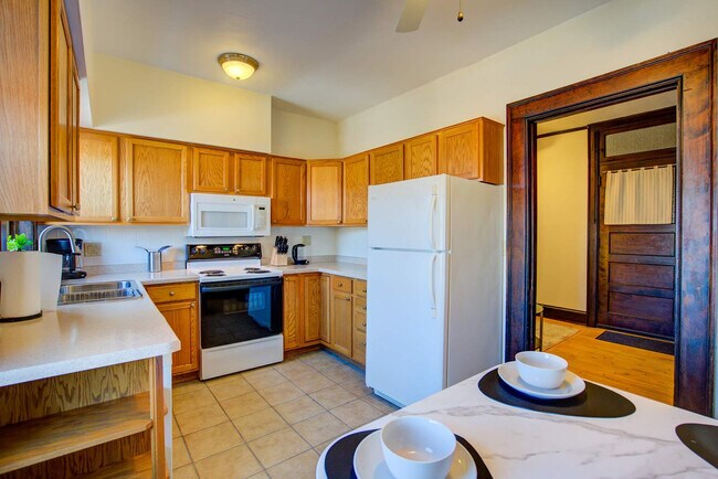 Foto del edificio - 1253 Williamson St