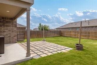 Building Photo - 445 Shiner Ln