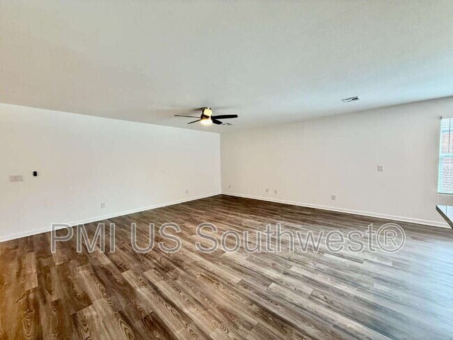 Foto del edificio - 2580 View Way