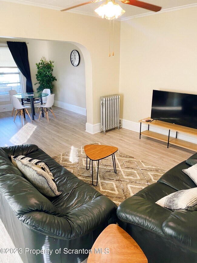 Foto del edificio - 1111 Bryn Mawr St