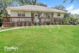Building Photo - 5528 Ditzler Ave