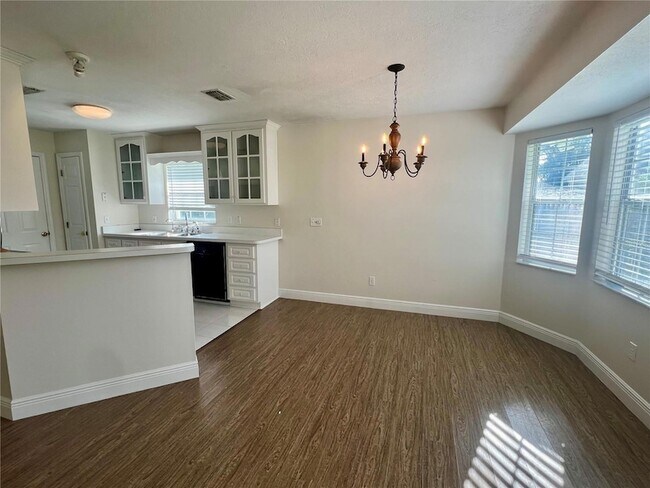 Foto del edificio - 3696 SE 47th St
