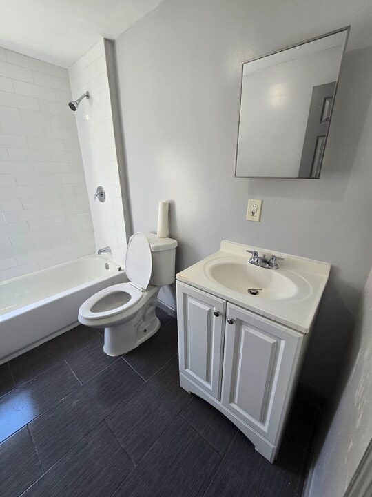 47 Baldwin Ave #3 — photo 6 of 7