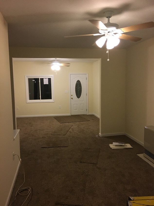 Living room and dining room - 1306 Academy St