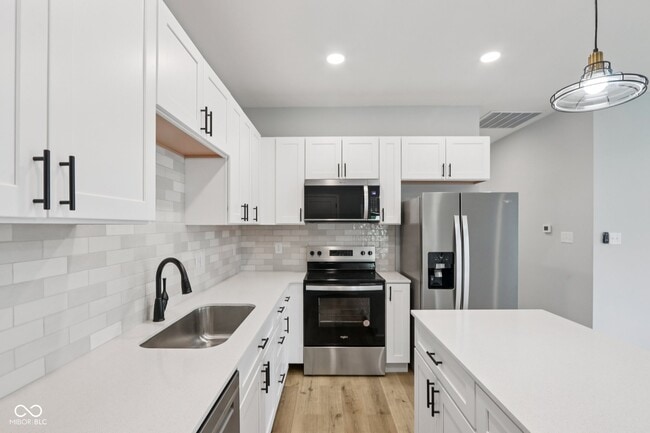 Foto del edificio - 8355 Fieldfare Way