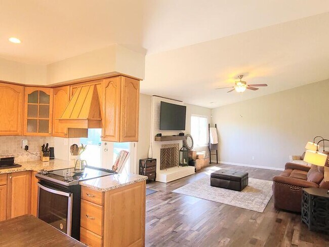 Foto del edificio - 1288 Nesbitt Dr