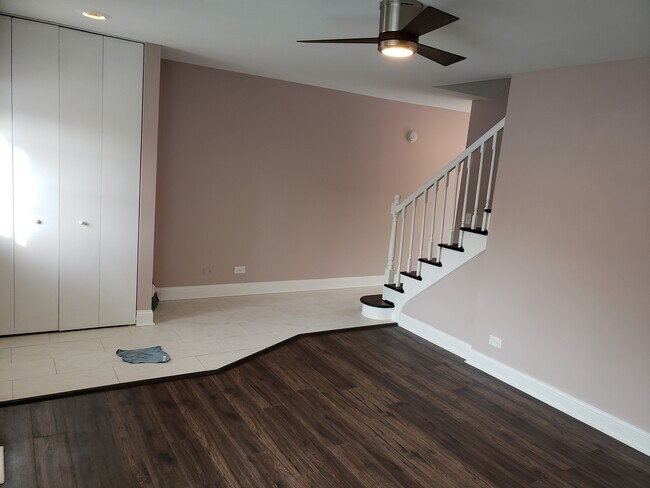 Foto del edificio - 2142 Rugen Rd