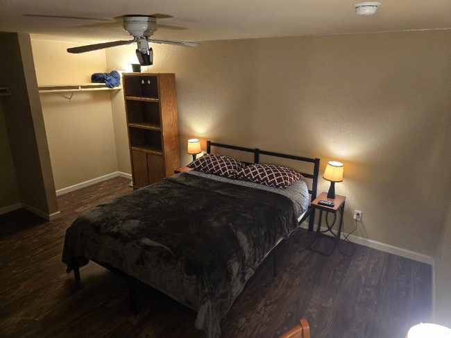 Photo - 825 Tilden Ave House