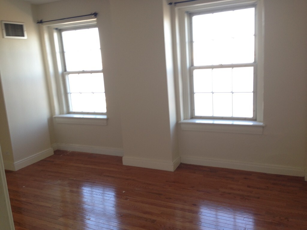 Foto principal - 534 Beacon St