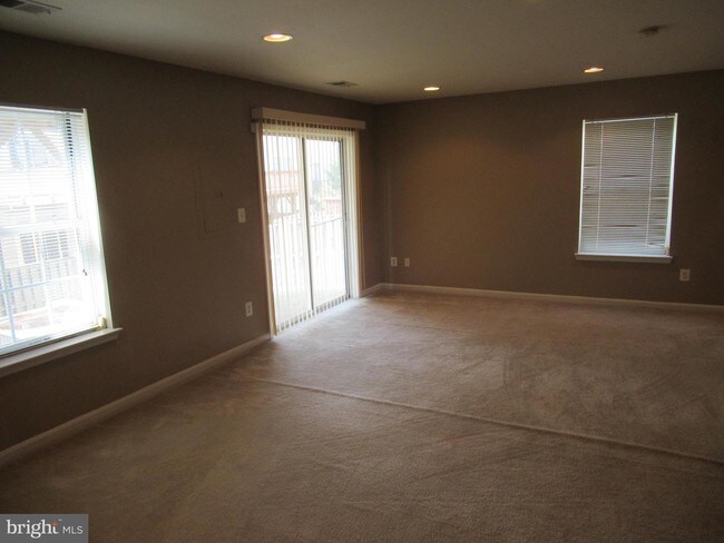 Foto del edificio - 9088 Brewer Creek Pl