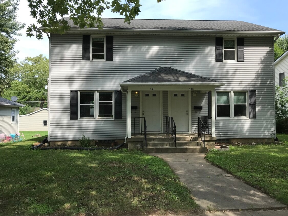 432 North Fourth Street, Tipp City, OH 45371 Townhome Rentals in Tipp