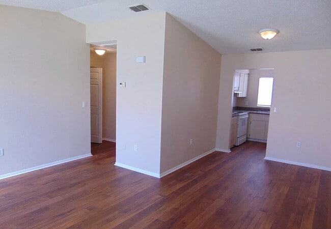 Interior Photo - Prosperity at NPR- Porter