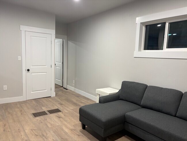 Foto del edificio - 145 Missoula Ave