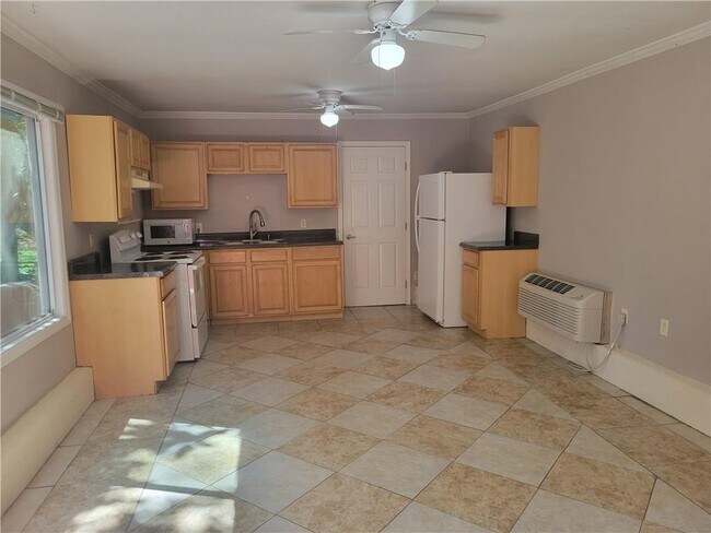 Foto del edificio - 591 Bolan St SE