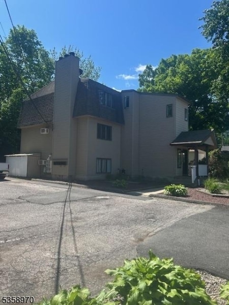 Building Photo - 362 Rutherford Ave